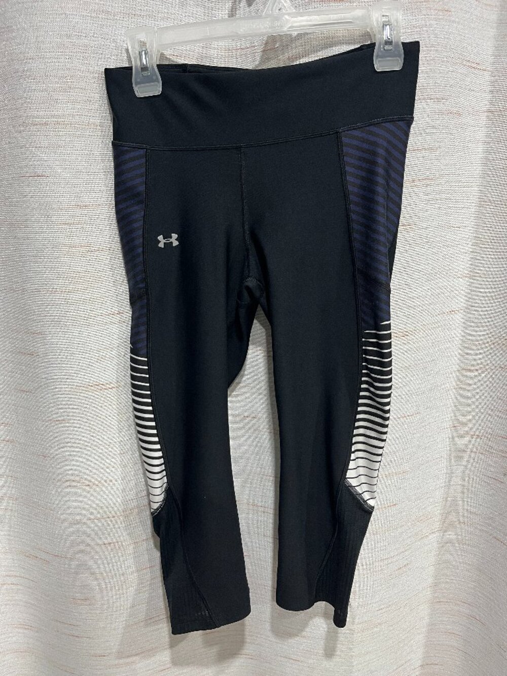 Women's Black Medium Leggings Under Armor (181)